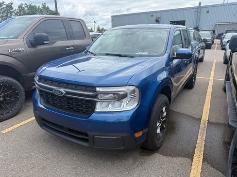 Used 2023 Ford Maverick XLT w/ XLT Luxury Package FWD image 3