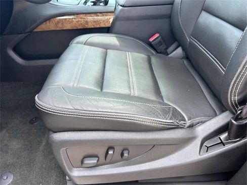 Used 2016 GMC Yukon Denali image 21