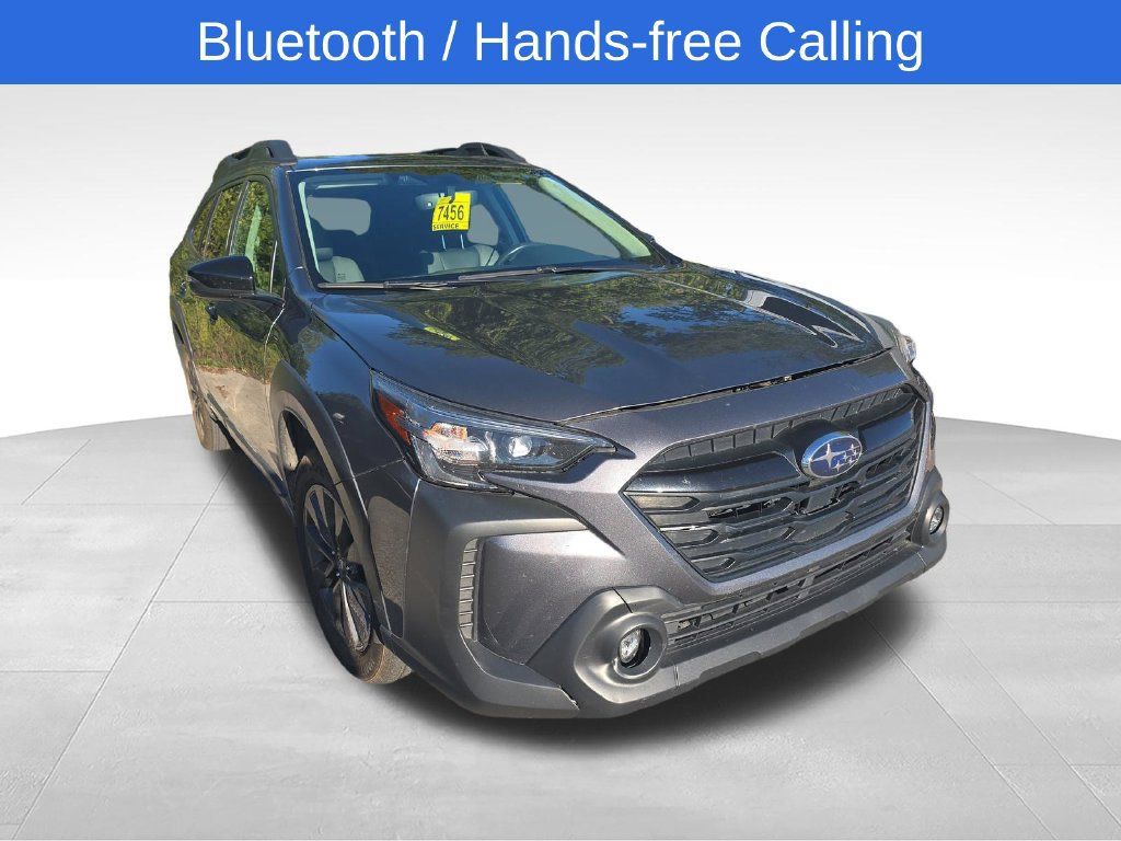 Used 2025 Subaru Outback Onyx Edition AWD/4WD image 4