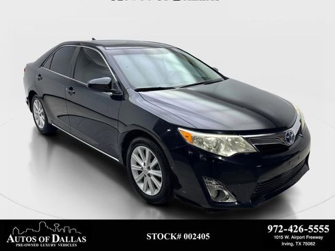 Used 2012 Toyota Camry XLE w/ Leather Pkg image 1