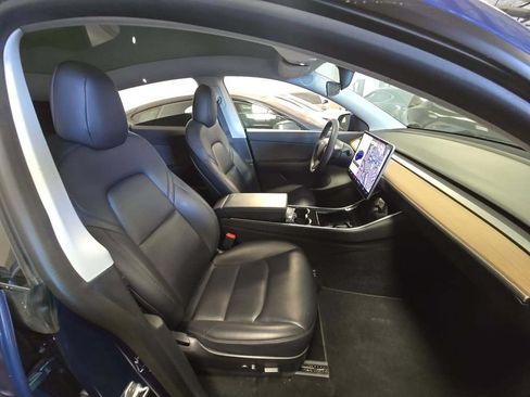 Used 2021 Tesla Model Y Long Range AWD/4WD image 3