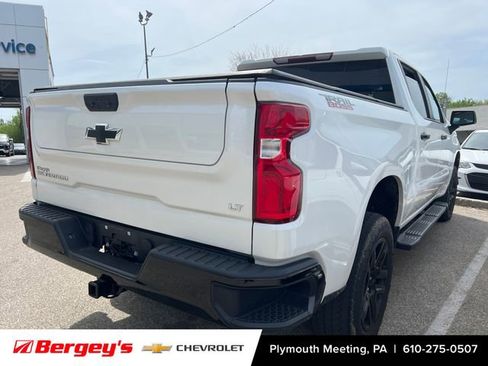 Used 2023 Chevrolet Silverado 1500 LT Trail Boss w/ Protection Package image 8