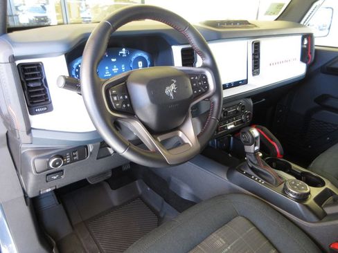 Certified 2025 Ford Bronco Heritage Edition AWD/4WD image 13