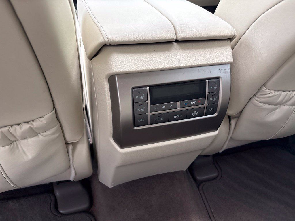 Used 2016 Lexus GX 460 w/ Premium Package AWD/4WD image 18