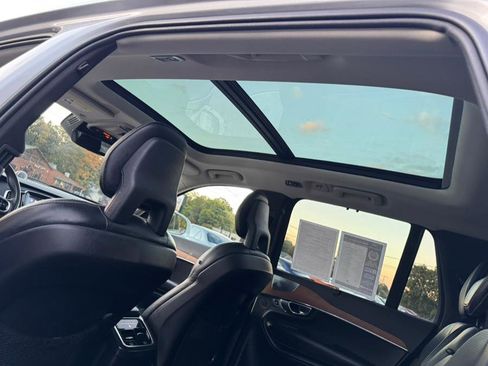 Used 2018 Volvo XC90 T6 Inscription w/ Convenience Package image 16