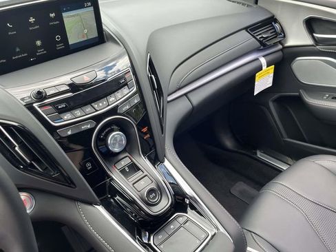 Used 2025 Acura RDX SH-AWD w/ Technology Package image 30