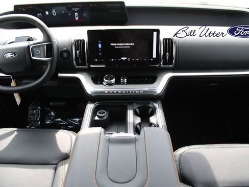 New 2026 Ford Expedition Tremor image 12