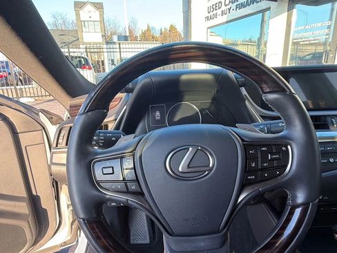 Used 2021 Lexus ES 350 w/ Premium Package image 29