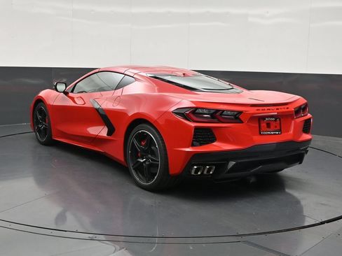 Used 2024 Chevrolet Corvette Stingray Preferred Cpe w/ 2LT RWD image 3
