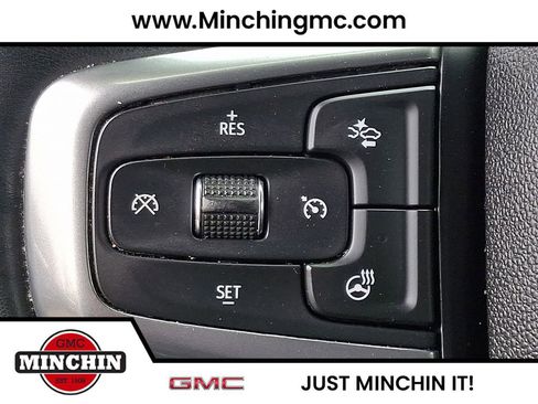 Certified 2023 Chevrolet Suburban Premier AWD/4WD image 19