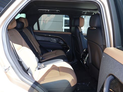 Used 2026 Land Rover Range Rover Sport Autobiography AWD/4WD image 30