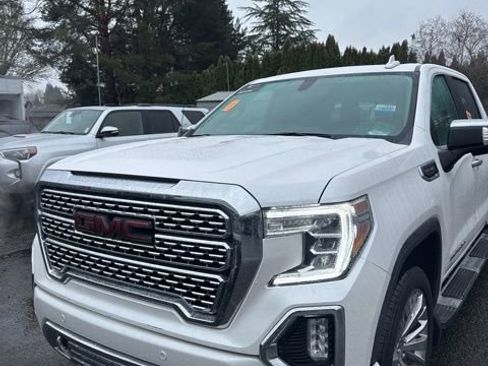 Used 2022 GMC Sierra 1500 Denali image 1