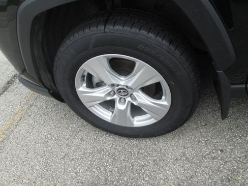 Used 2020 Toyota RAV4 XLE w/ All Weather Liner Package AWD/4WD image 11