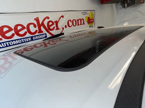 Used 2024 GMC Acadia Denali w/ Super Cruise Package image 15