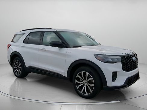 New 2026 Ford Explorer ST-Line image 38