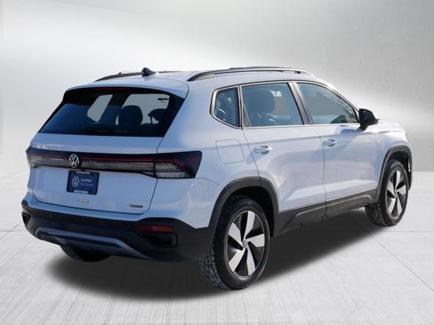 Certified 2025 Volkswagen Taos S AWD/4WD image 7