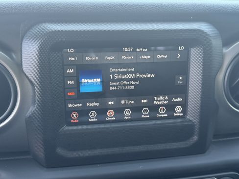 Used 2018 Jeep Wrangler Unlimited Sport S AWD/4WD image 26