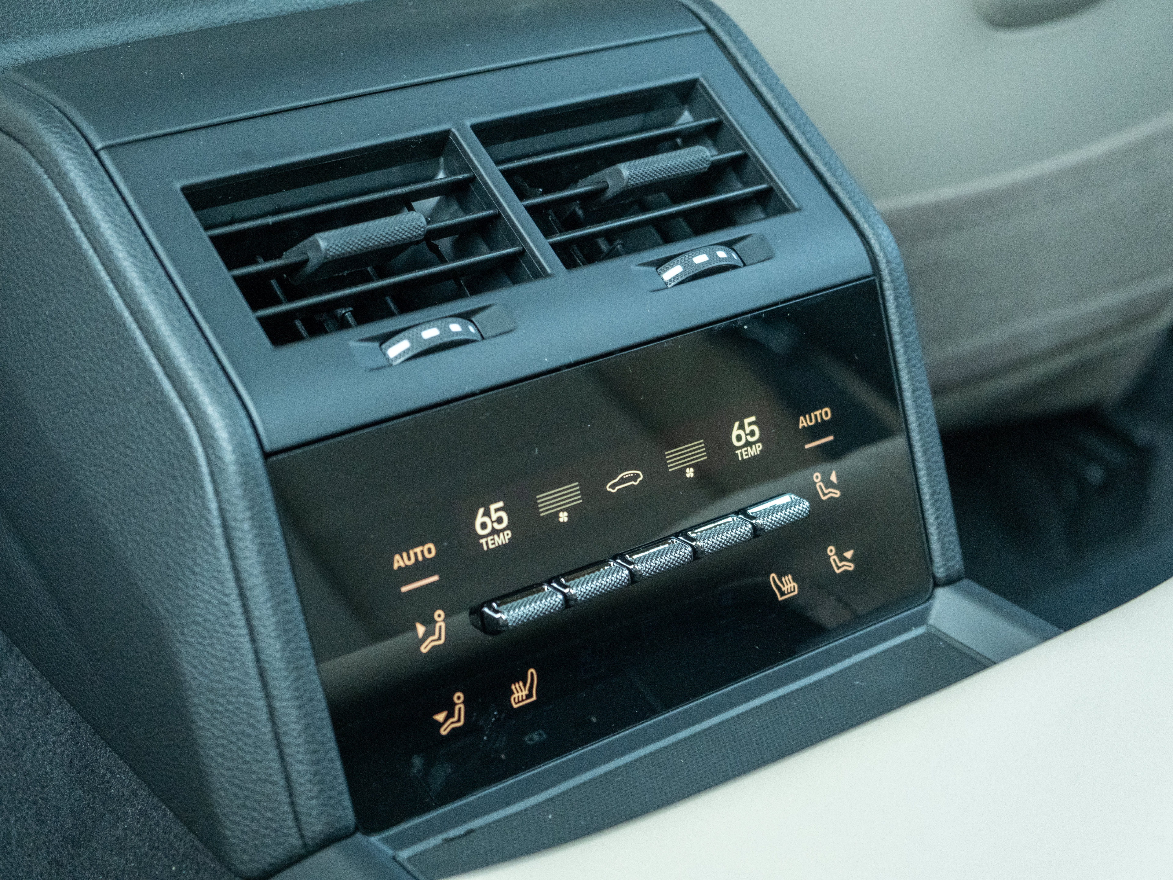New 2026 Porsche Panamera 4 AWD/4WD image 40