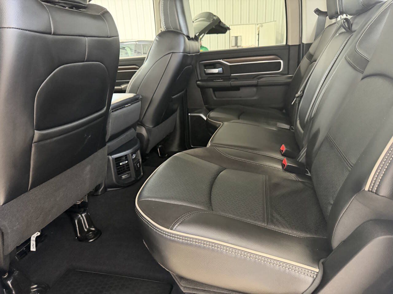 Used 2024 RAM 2500 Laramie w/ Safety Group AWD/4WD image 19