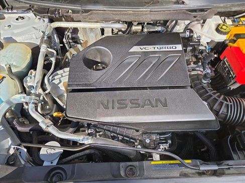 Used 2024 Nissan Rogue SV image 20
