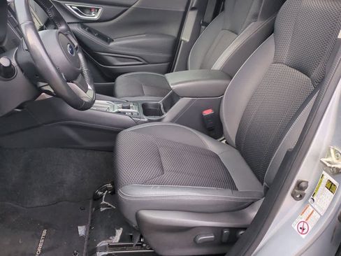 Used 2019 Subaru Forester Premium image 15