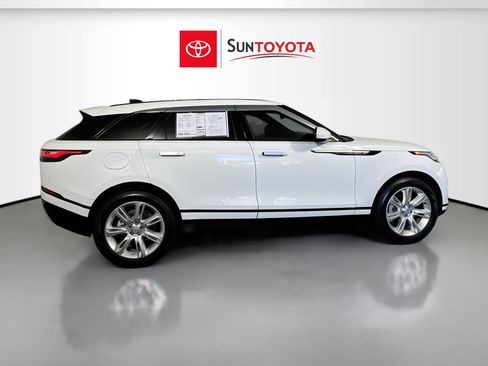 Used 2023 Land Rover Range Rover Velar S image 2