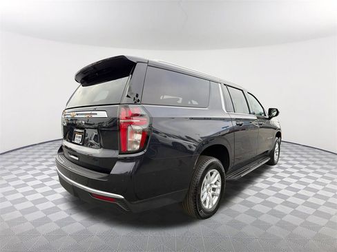 Used 2024 Chevrolet Suburban LS w/ Driver Alert Package image 5