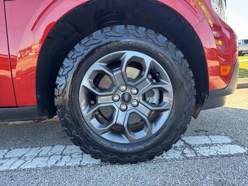 Used 2022 Ford Maverick XLT w/ Equipment Group 300A Standard AWD/4WD image 9