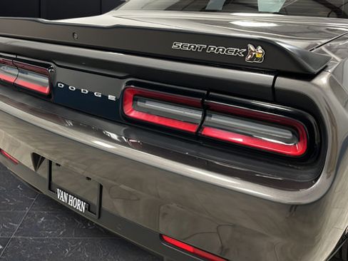 Used 2023 Dodge Challenger R/T Scat Pack RWD image 36