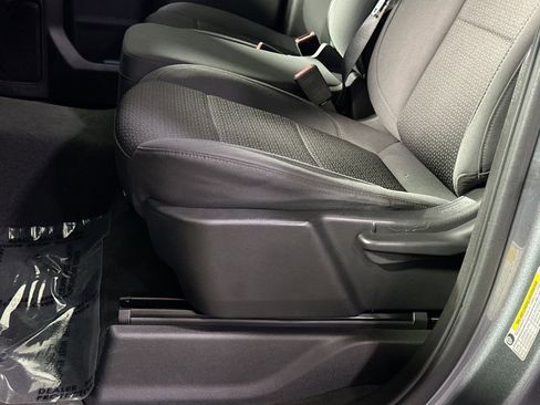 Used 2021 Chevrolet Silverado 1500 Custom w/ Safety Confidence Package image 14