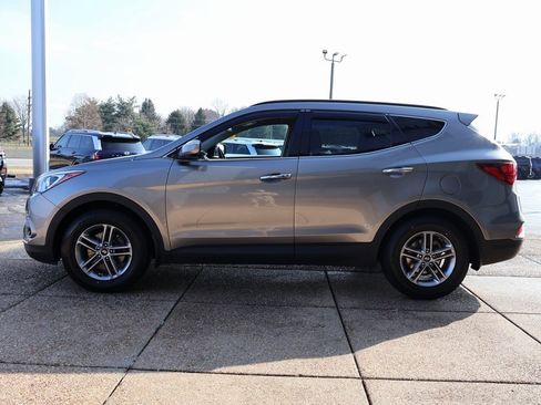 Used 2017 Hyundai Santa Fe Sport image 3