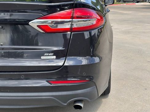 Used 2019 Ford Fusion SE w/ Equipment Group 151A image 13