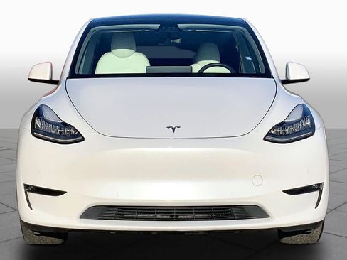 Used 2020 Tesla Model Y Long Range AWD/4WD image 3