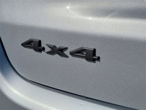 Used 2024 Jeep Compass Trailhawk image 9