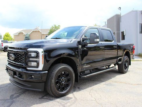 Used 2025 Ford F350 Lariat w/ Black Appearance Package AWD/4WD image 1