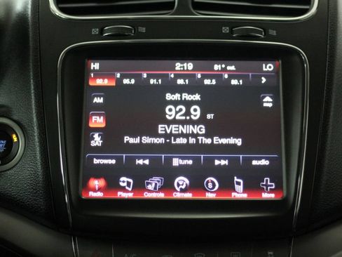 Used 2018 Dodge Journey Crossroad w/ Nav & Sun Group AWD/4WD image 18
