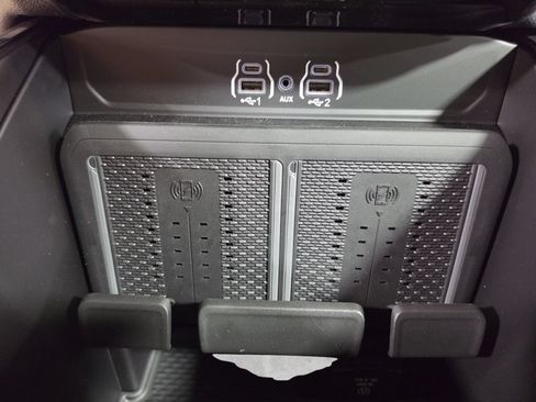 New 2026 RAM 3500 Laramie w/ Night Edition AWD/4WD image 31