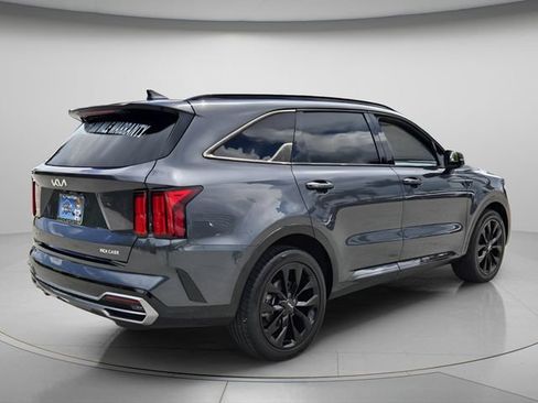 Used 2023 Kia Sorento SX FWD image 7