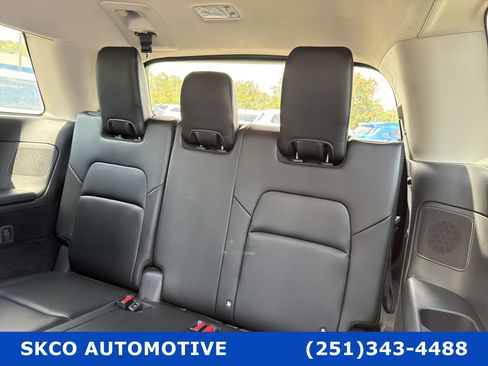 Used 2023 Nissan Pathfinder SL w/ SL Premium Package FWD image 27