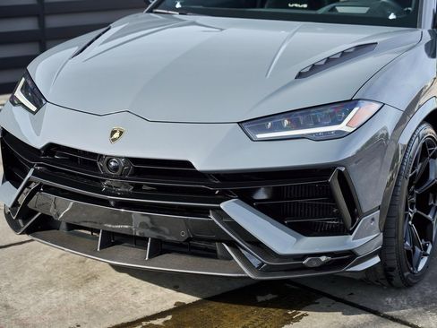 Used 2024 Lamborghini Urus Performante image 6