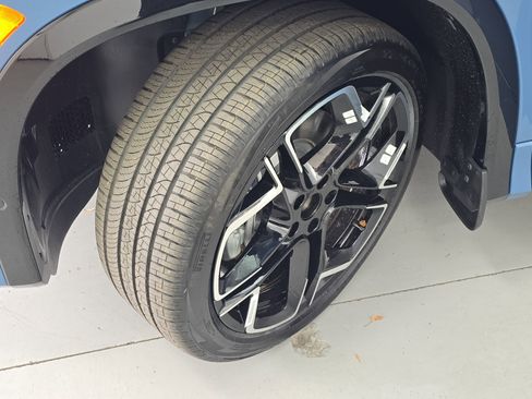 New 2026 Volkswagen Tiguan SEL R-Line image 31