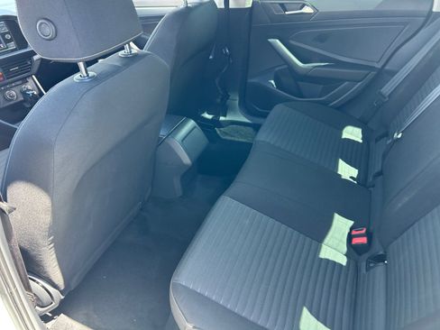 Certified 2023 Volkswagen Jetta S FWD image 17