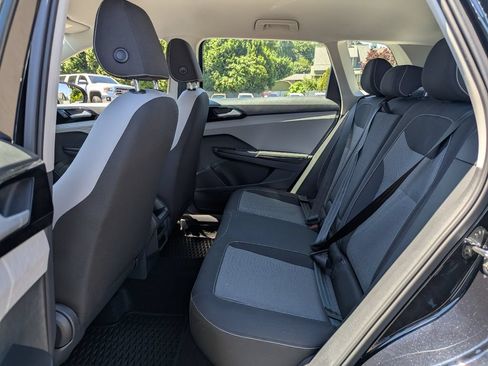 Certified 2024 Volkswagen Taos S AWD/4WD image 27