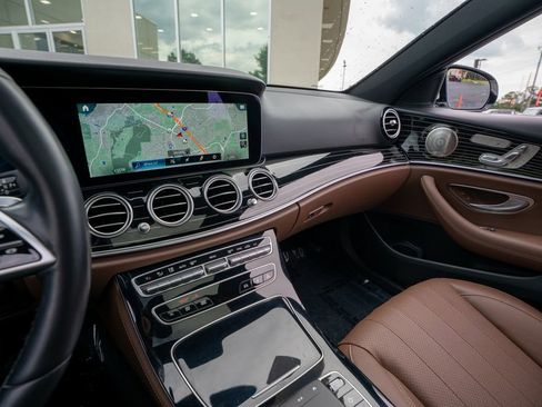 Used 2021 Mercedes-Benz E 350 Sedan image 37
