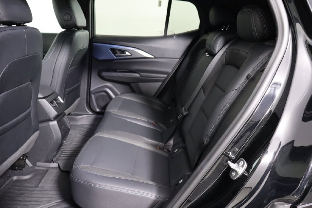 Used 2024 Chevrolet Equinox EV LT FWD image 16