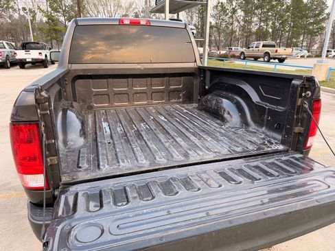 Used 2016 RAM 1500 Express image 26