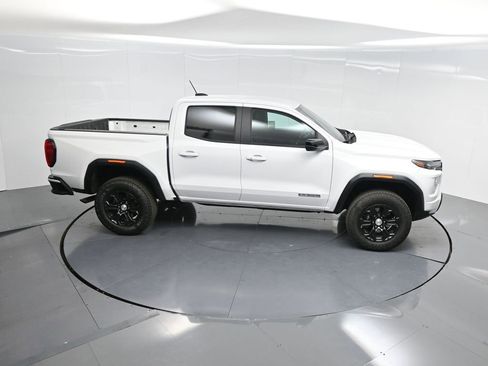 Used 2024 GMC Canyon Elevation w/ Convenience Package image 45