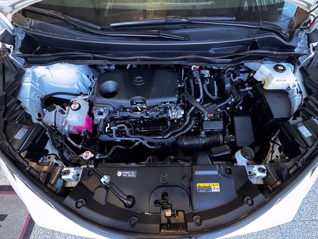 Certified 2024 Toyota Sienna XLE FWD image 15