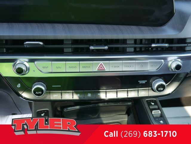 Used 2023 Kia Telluride SX Prestige AWD/4WD image 32