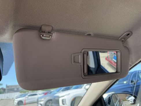 Used 2020 Hyundai Elantra SEL FWD image 31